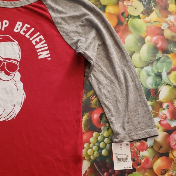 Santa baseball tshirt - Picture 3 of 5
